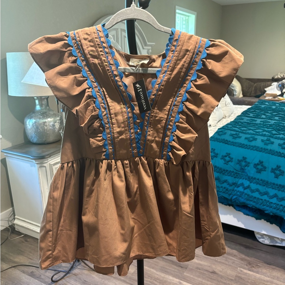 Entro Brown Dress with Blue Accents